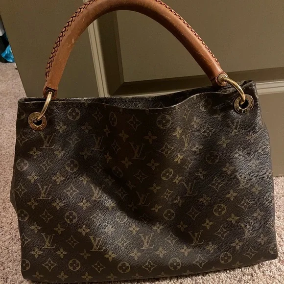 ❤️❤️❤️Louis Vuitton Artsy MM. EXCELLENT CONDITION - Picture 4 of 16